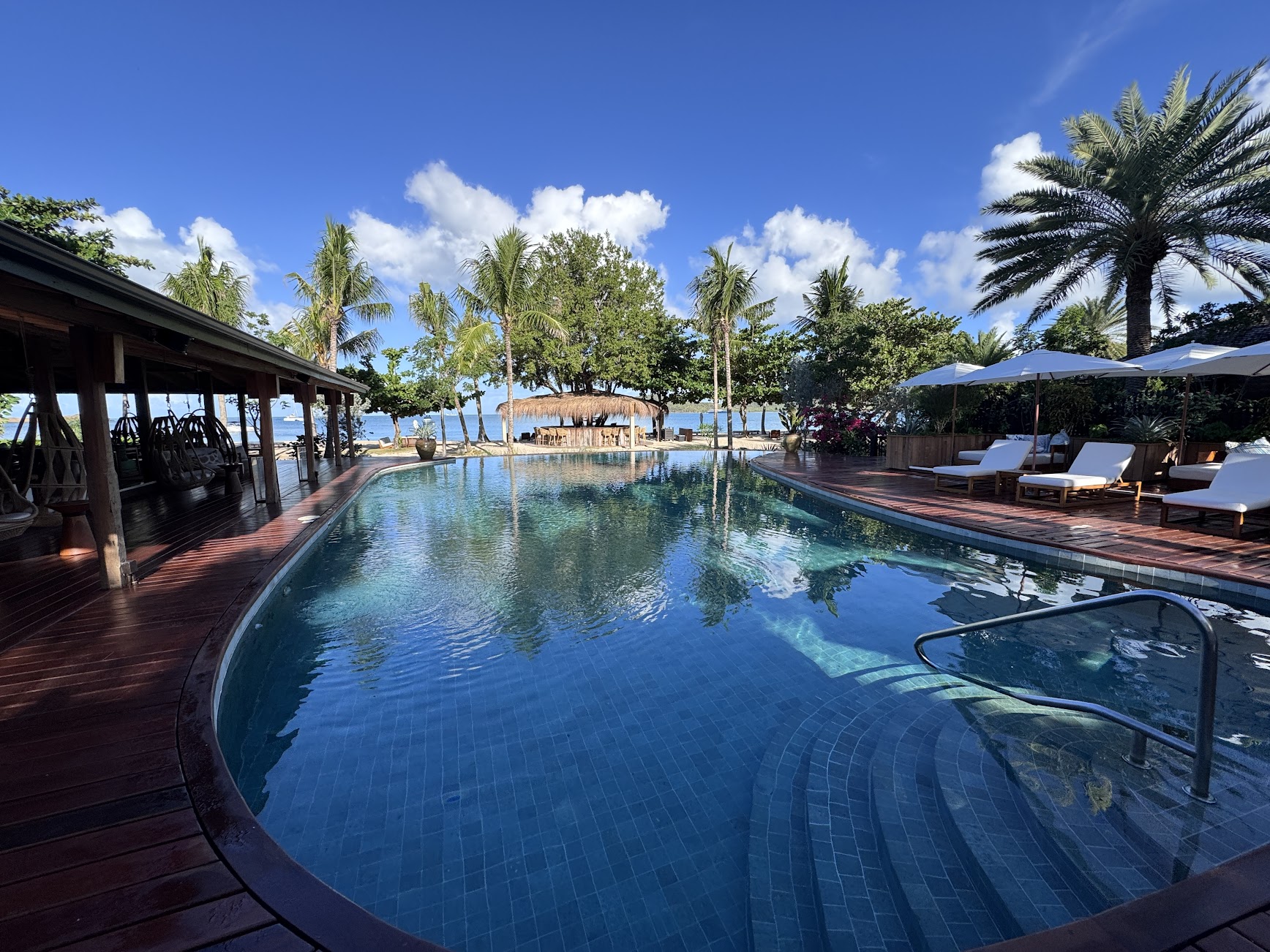 Hermitage Bay, ulasan Bottom Line Hotel SLH (Ulasan Tamu)